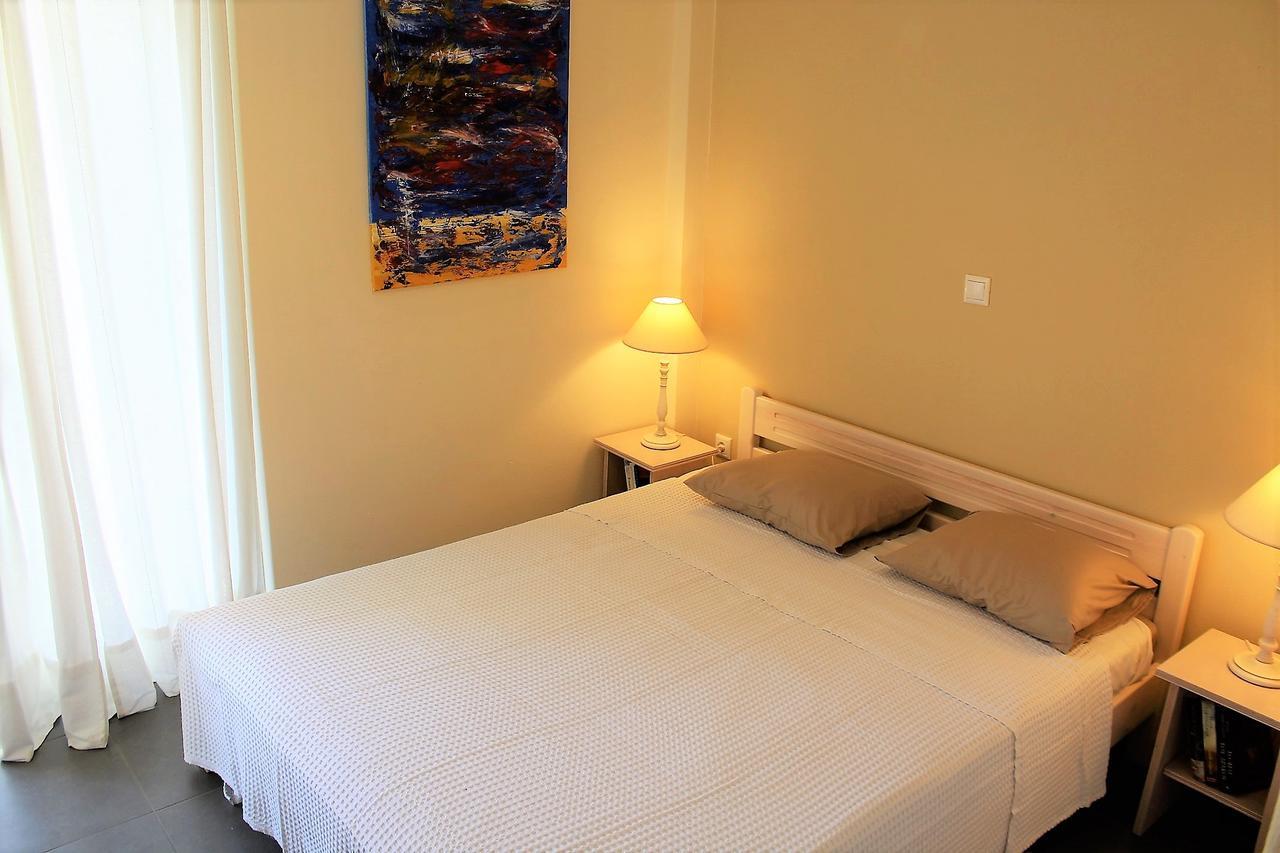 Apartment Sea View In Front Of The Beach Of Agia Marina Pórto Ráfti Eksteriør bilde
