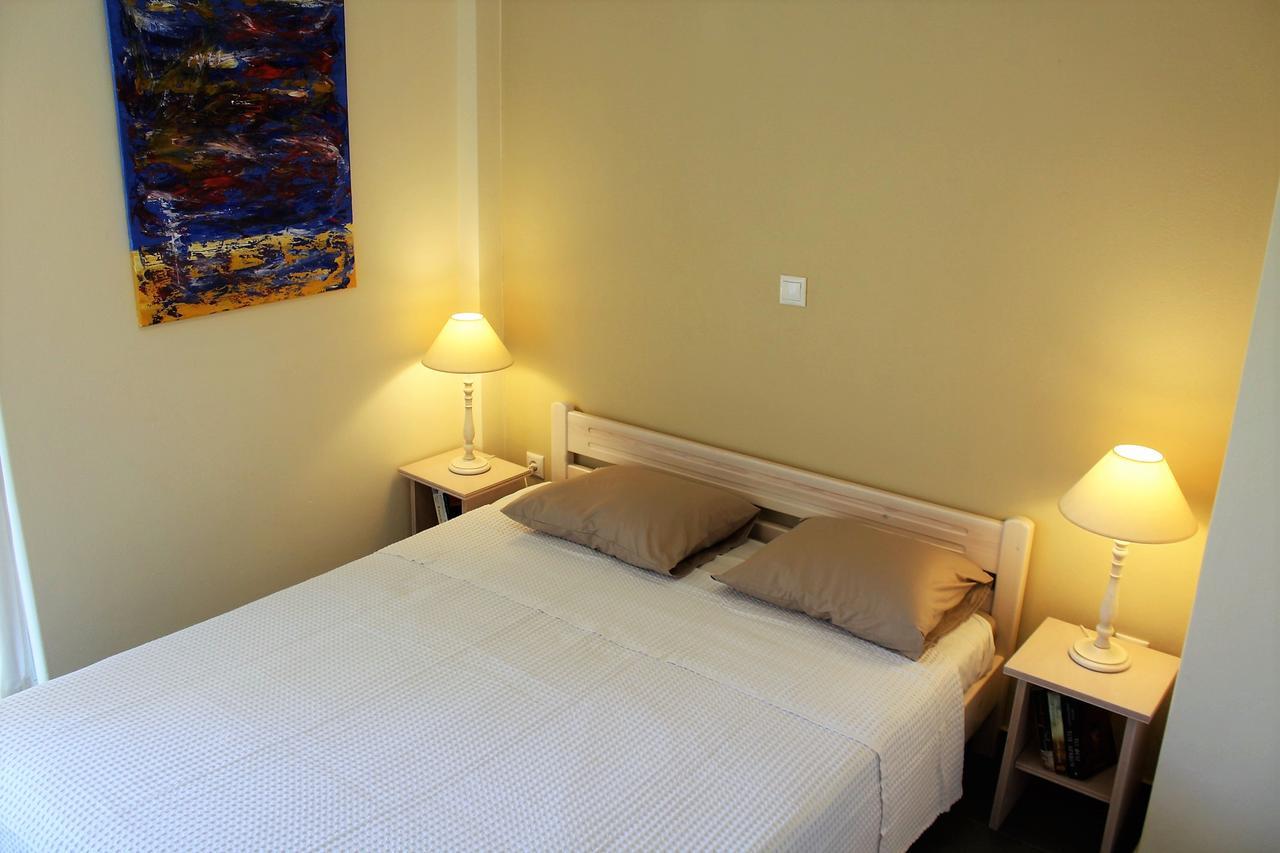 Apartment Sea View In Front Of The Beach Of Agia Marina Pórto Ráfti Eksteriør bilde